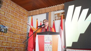 Koordinator Wilayah (Korwil) DPP Hanura Kalimantan Timur–Kalimantan Utara, Tiurmaida Tampubolon, menyampaikan arahan sekaligus pesan khusus dari Ketua Umum DPP Hanura, Oesman Sapta Odang, dalam Muscab IV Hanura Kutai Barat, Jumat (13/2/2026). Penulis: Sarwani